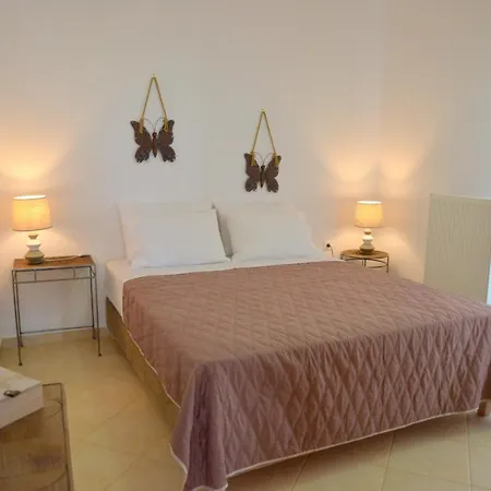 Hill House With Sea View Adamantas (Milos)